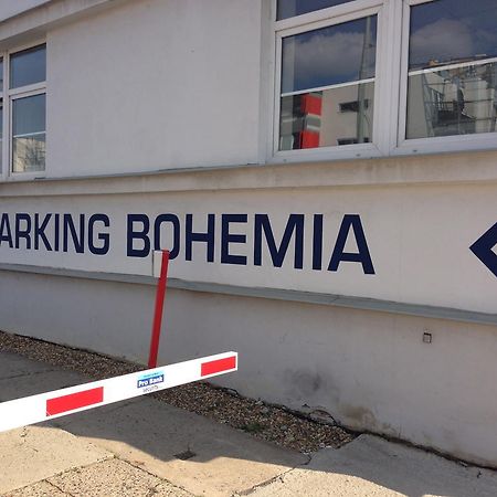 Hostel Bohemia Praga Zewnętrze zdjęcie